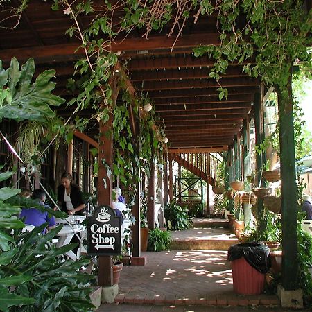Mundaring Weir Hotel Екстериор снимка