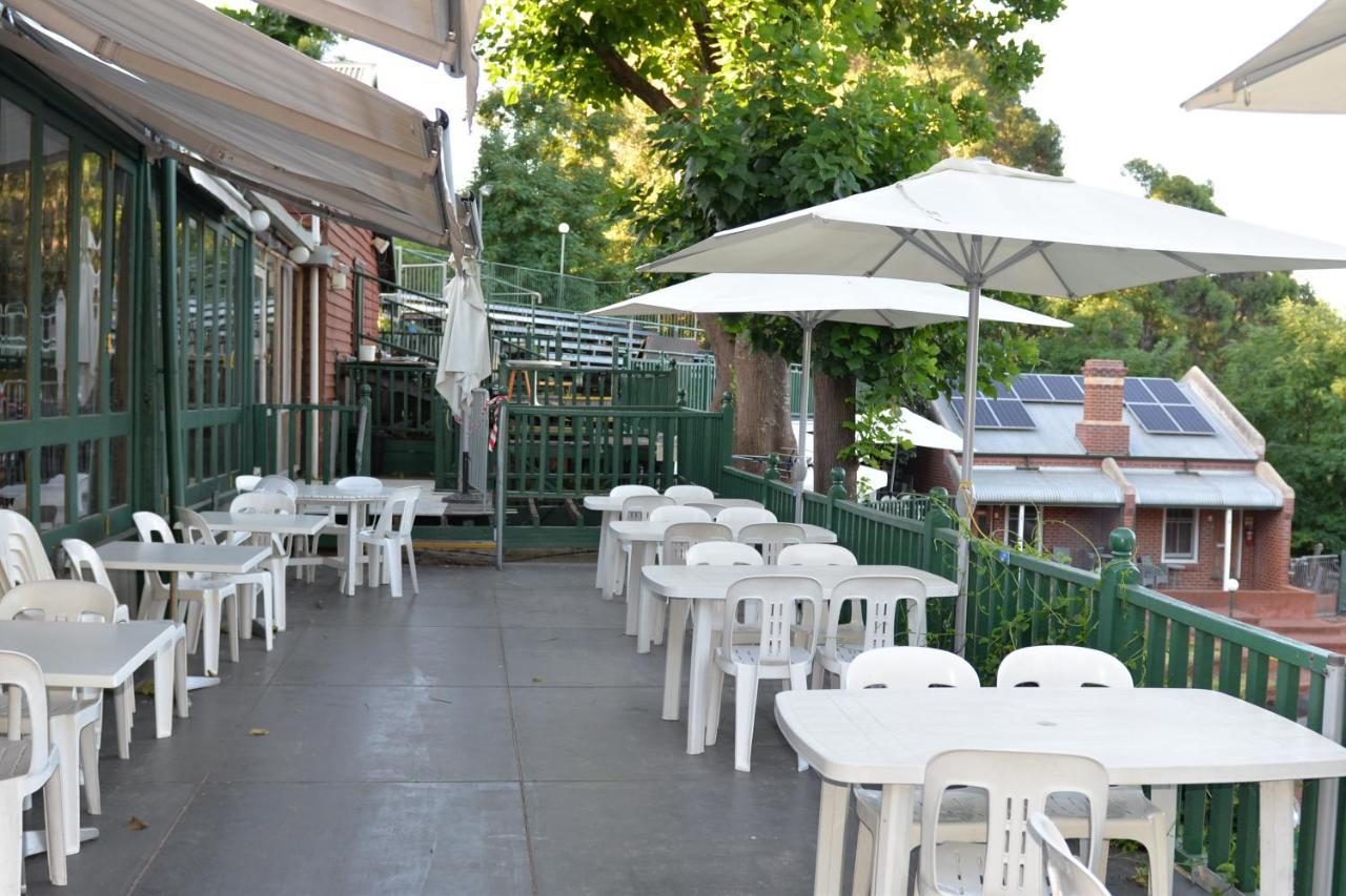 Mundaring Weir Hotel Екстериор снимка