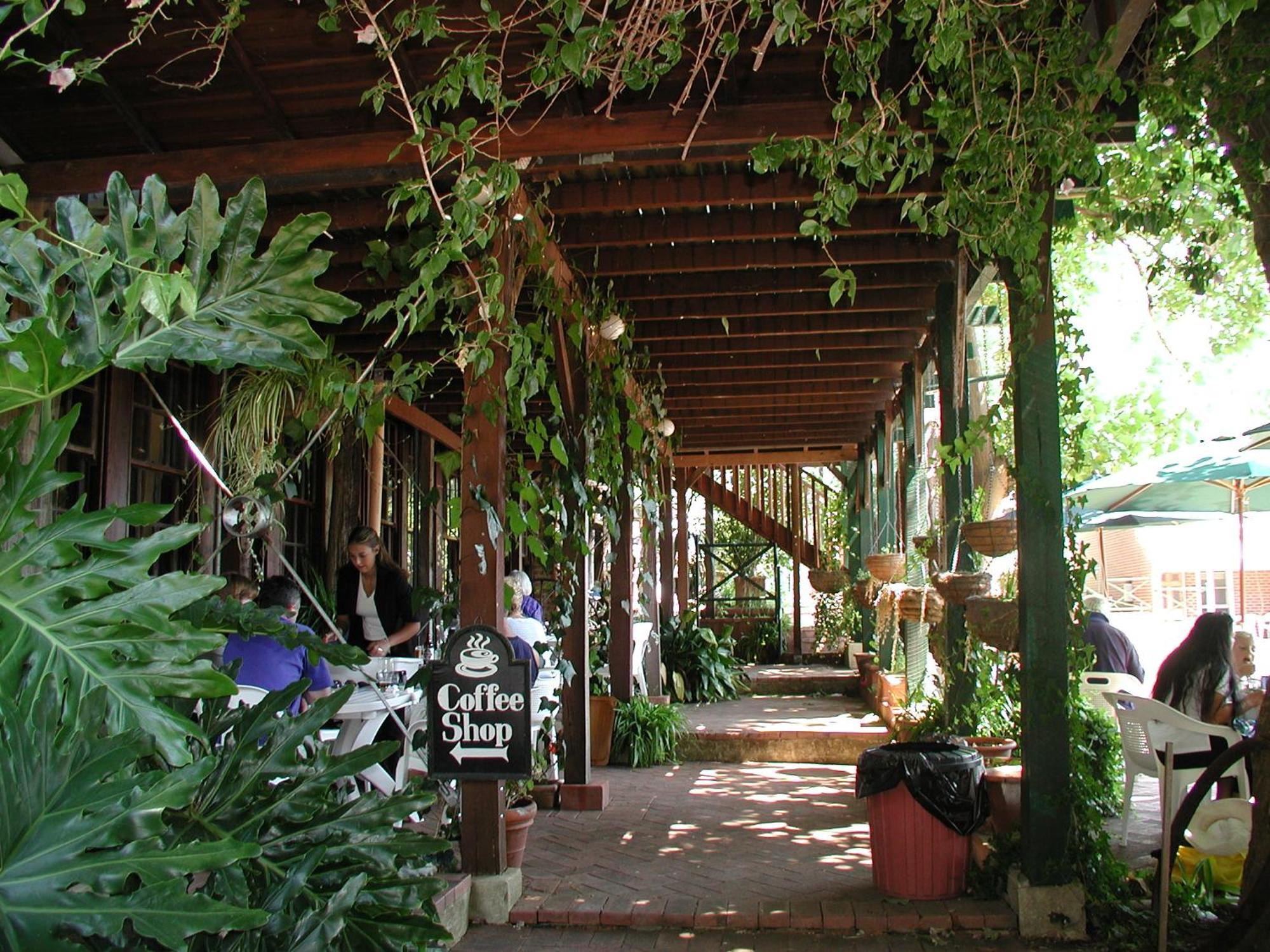 Mundaring Weir Hotel Екстериор снимка